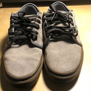 Vans Chukka Low Mens skateboard shoes grey sz 10